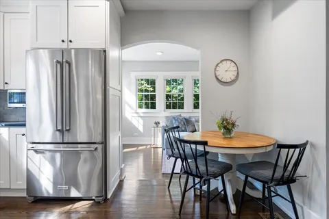 $899,900 | 384 Vine Avenue, Highland Park, IL 60035