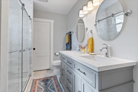 $899,900 | 384 Vine Avenue, Highland Park, IL 60035