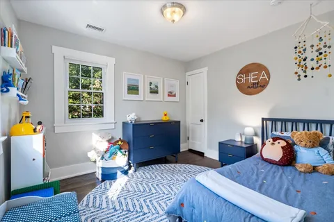 $899,900 | 384 Vine Avenue, Highland Park, IL 60035