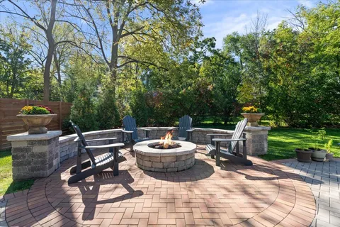 $899,900 | 384 Vine Avenue, Highland Park, IL 60035