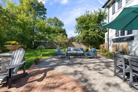 $899,900 | 384 Vine Avenue, Highland Park, IL 60035