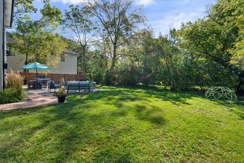 $899,900 | 384 Vine Avenue, Highland Park, IL 60035