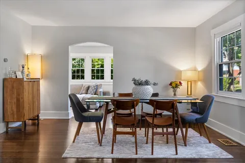 $899,900 | 384 Vine Avenue, Highland Park, IL 60035