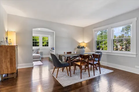 $899,900 | 384 Vine Avenue, Highland Park, IL 60035