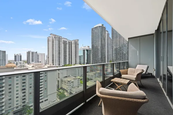 $7,200 | 1000 Brickell Plaza, Unit 1810, Miami, FL 33131