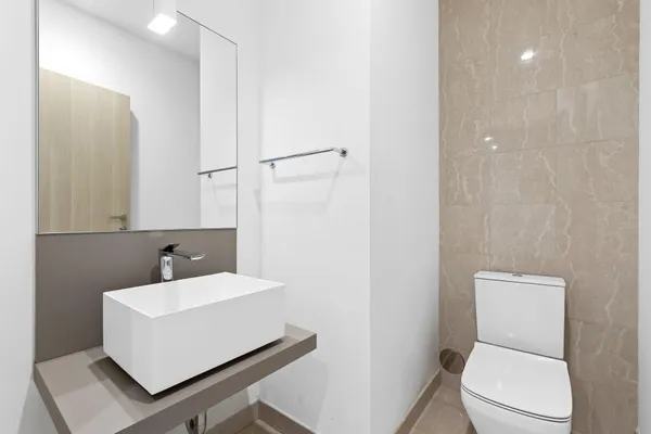 $7,200 | 1000 Brickell Plaza, Unit 1810, Miami, FL 33131