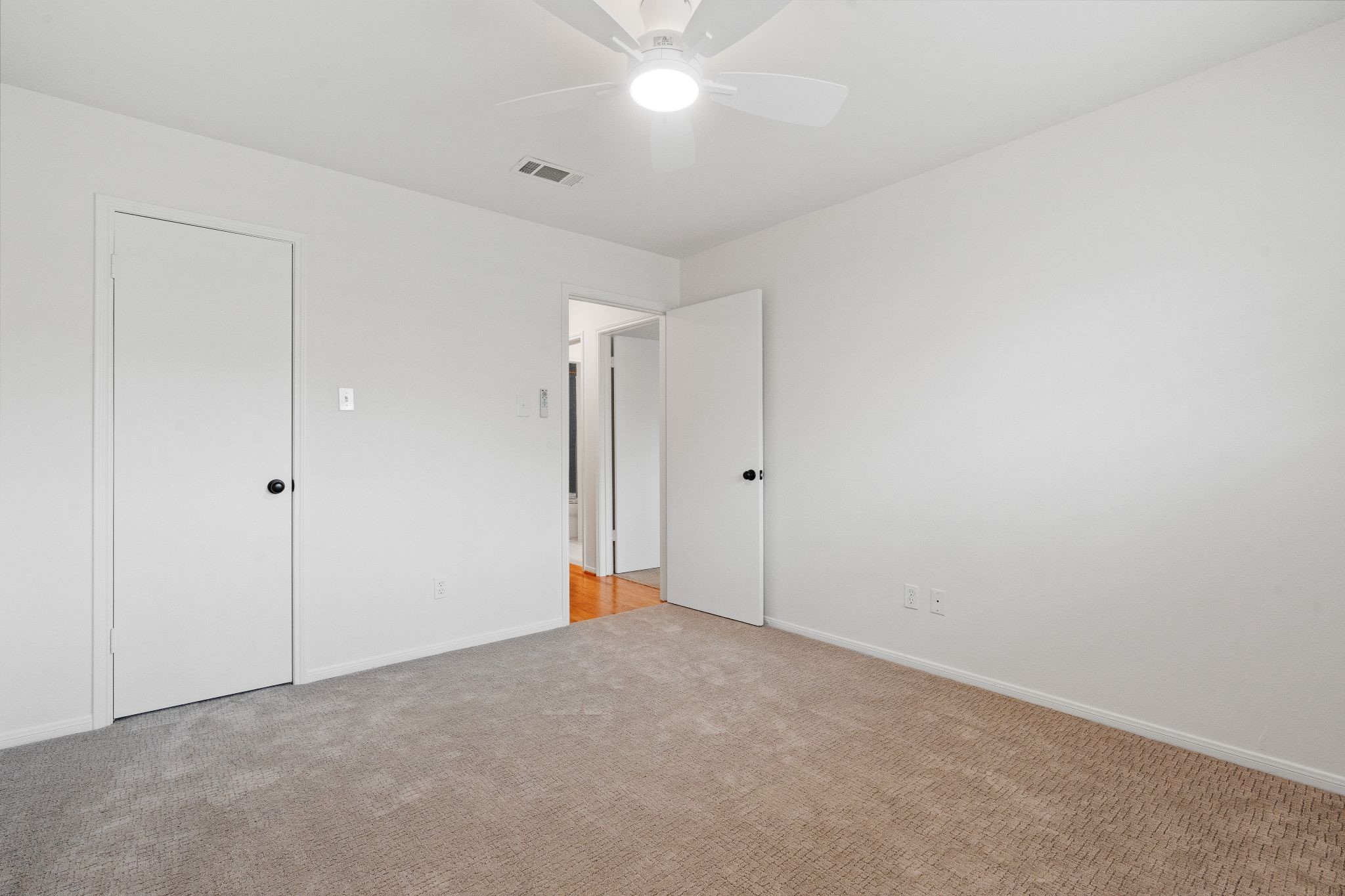 727 Bunker Hill Road, Unit 15 Houston, TX 77024 - Photo 36 of 45