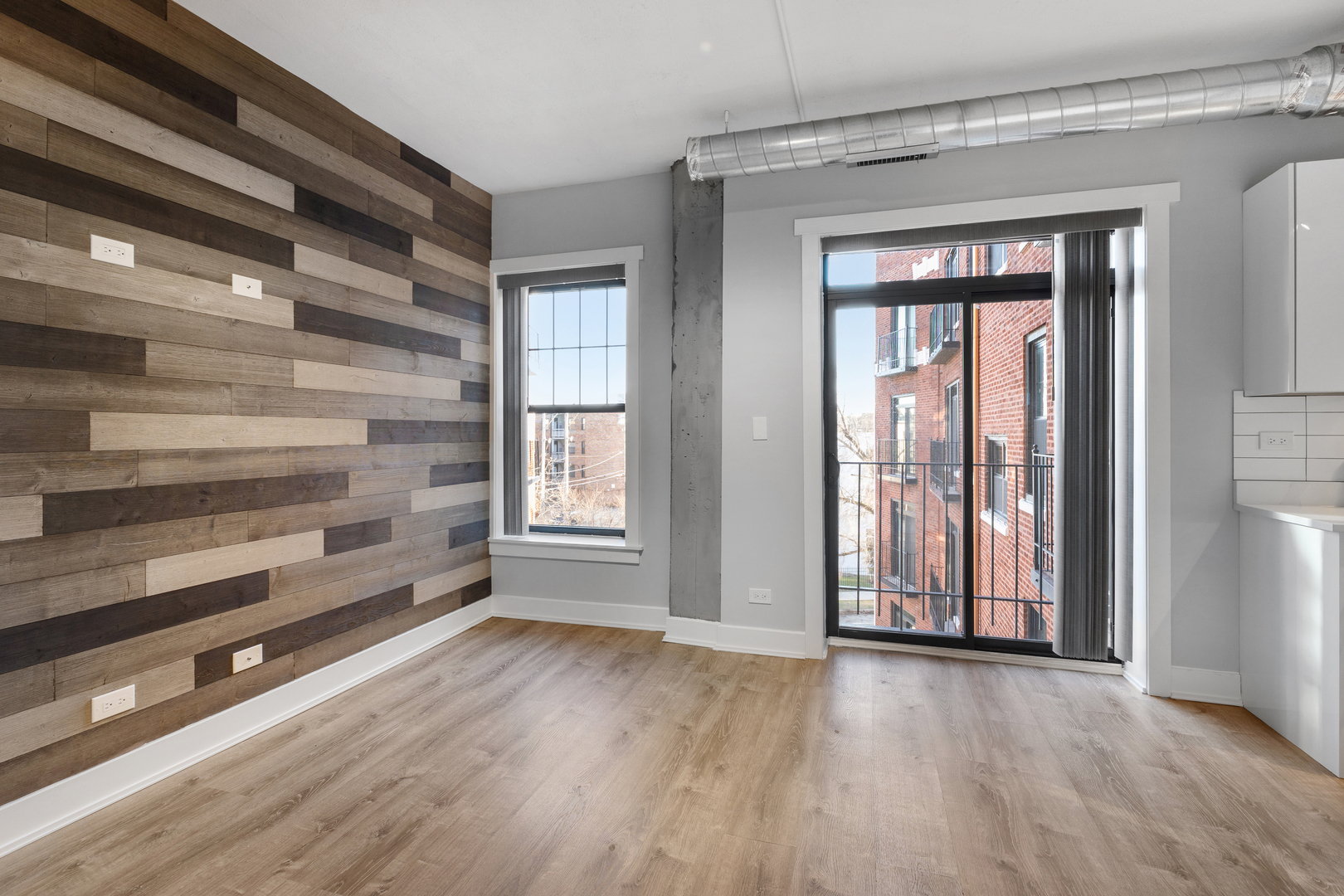 7645 North Sheridan Road, Unit 411 Chicago, IL 60626 - Photo 7 of 13