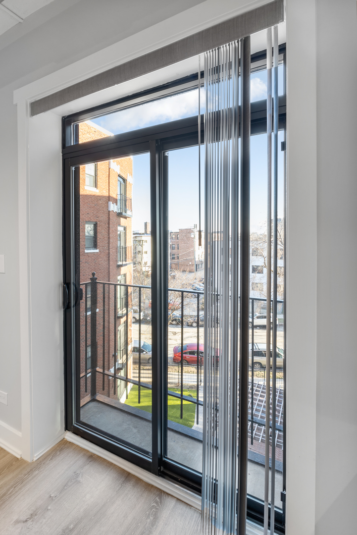 7645 North Sheridan Road, Unit 411 Chicago, IL 60626 - Photo 8 of 13