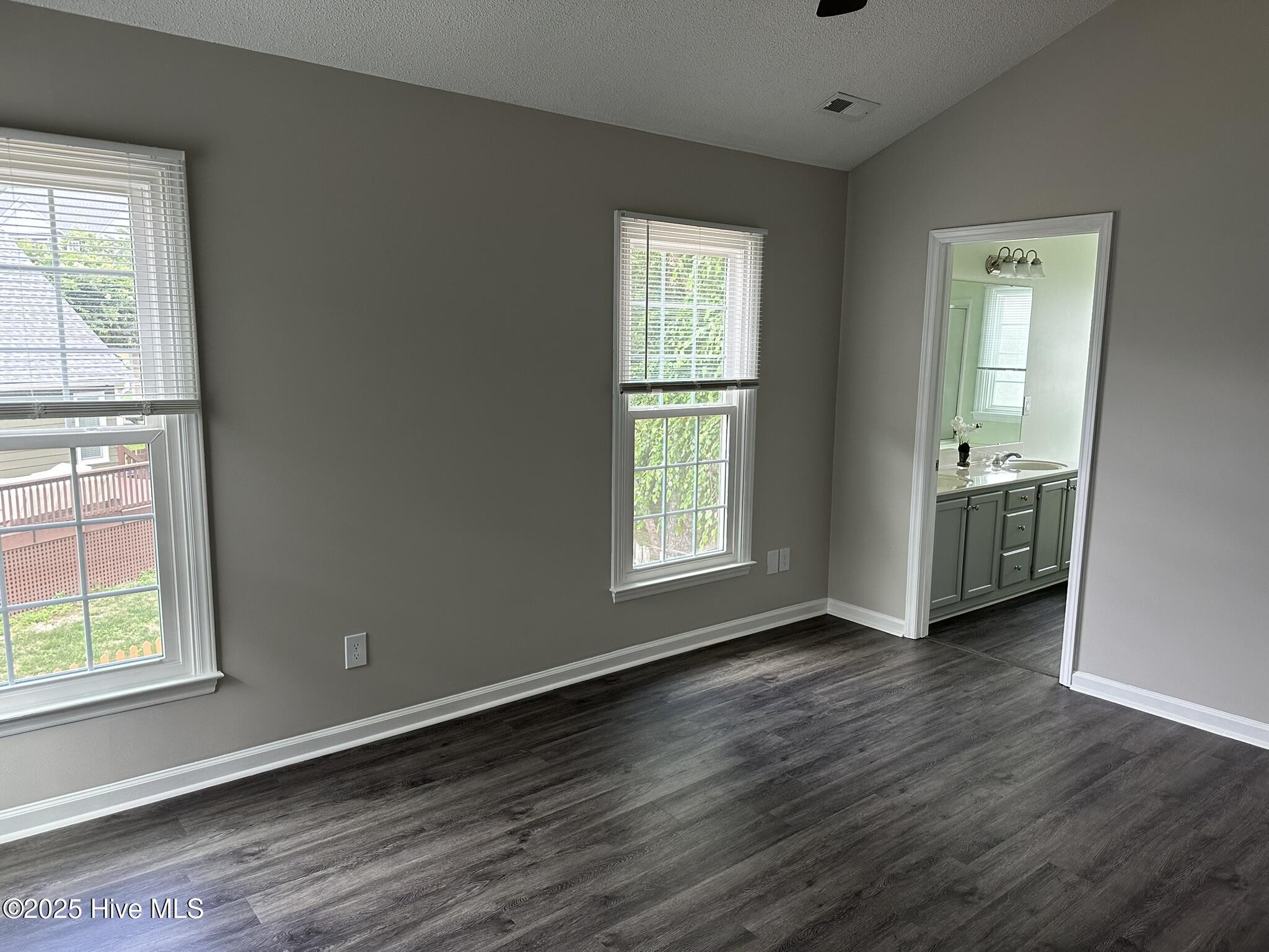 5216 Sutter Way Raleigh, NC 27613 - Photo 14 of 25 Master