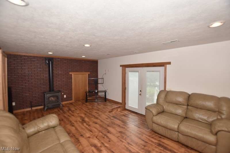 1121 Fiesta Road Southwest Dellroy, OH 44620 - Photo 21 of 38