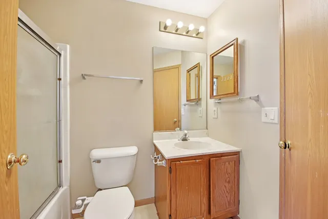 $260,000 | 1855 Grandview Place, Montgomery, IL 60538