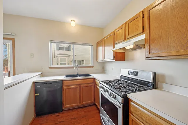 $260,000 | 1855 Grandview Place, Montgomery, IL 60538