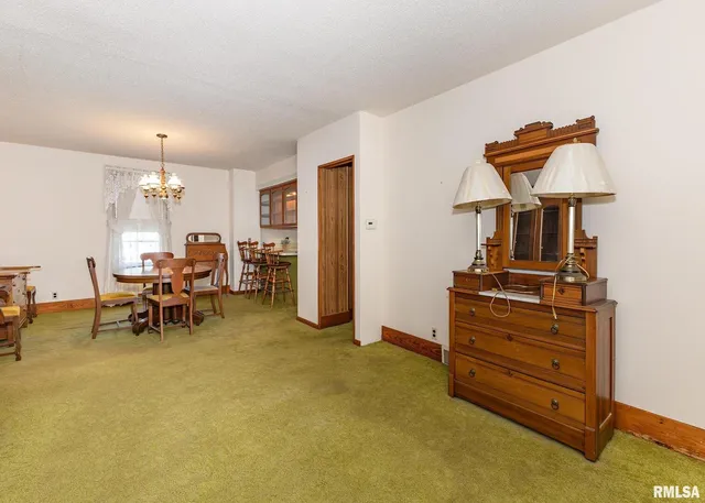 $115,000 | 304 South 5th Avenue, New Windsor, IL 61465