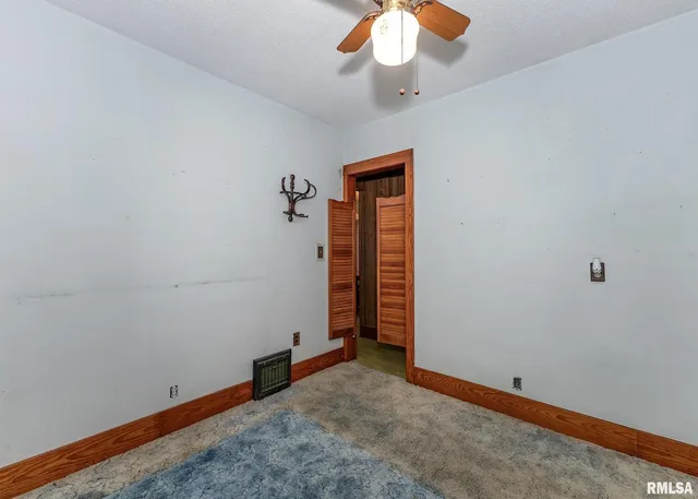 $115,000 | 304 South 5th Avenue, New Windsor, IL 61465