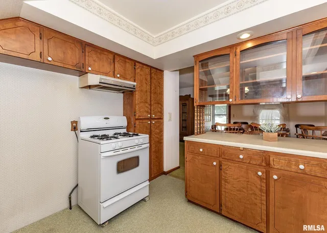 $115,000 | 304 South 5th Avenue, New Windsor, IL 61465