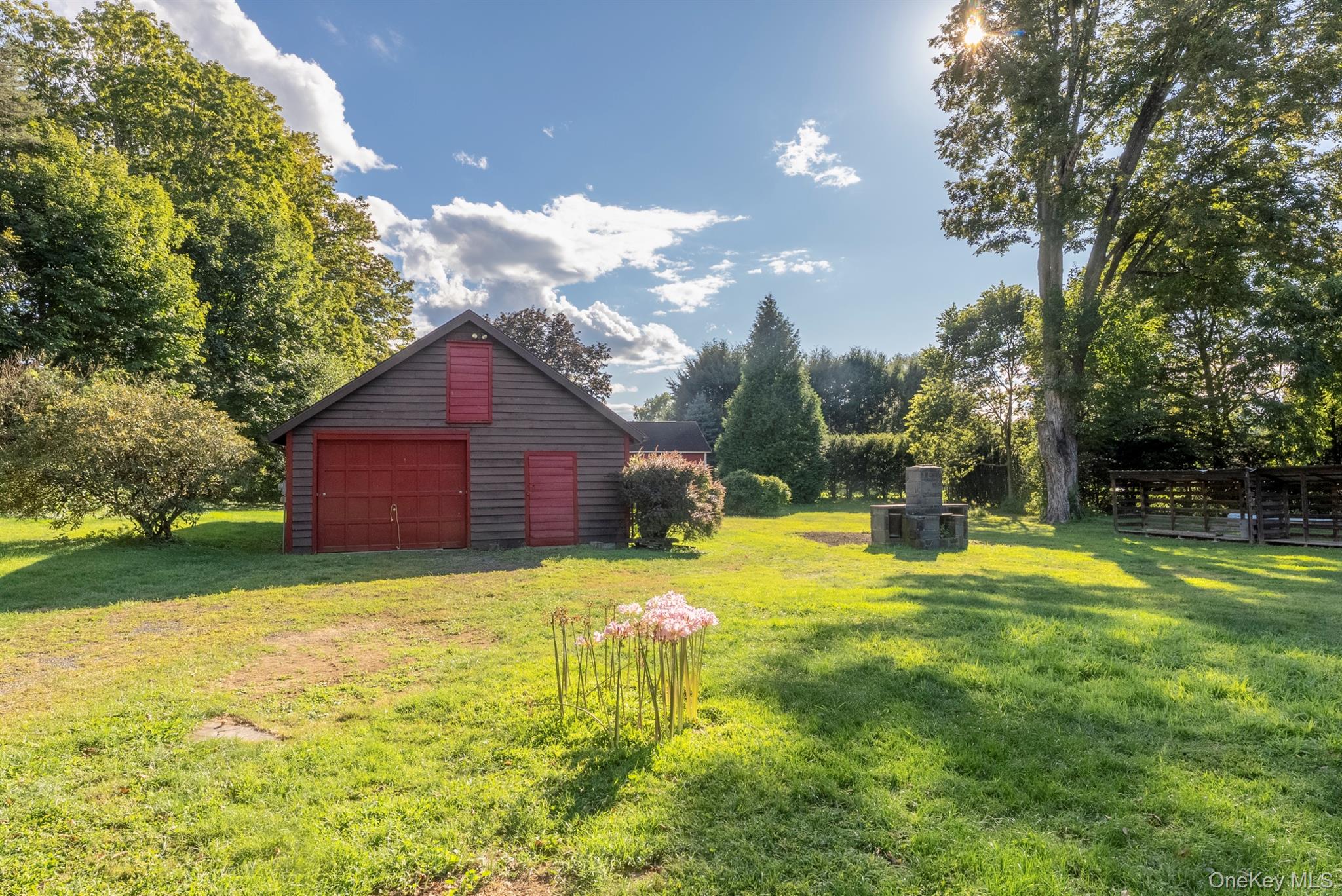 12 Zandhoek Road Hurley, NY 12443 - Photo 45 of 50 a house view with a garden space