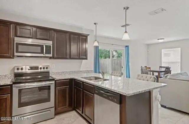 $1,850 | 8213 Highfield Avenue, Jacksonville, FL 32216