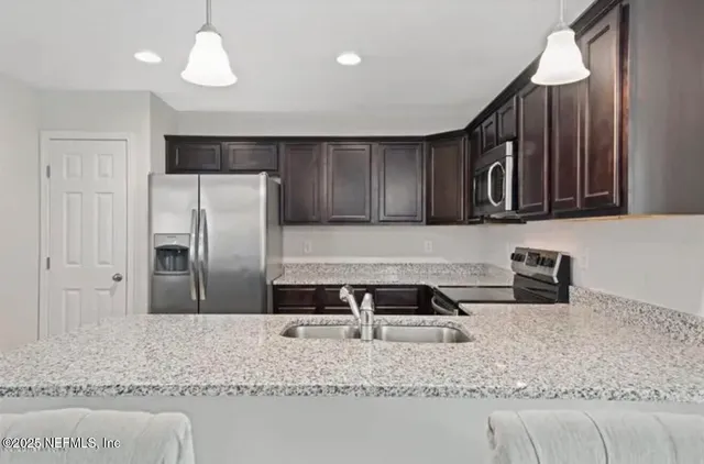 $1,850 | 8213 Highfield Avenue, Jacksonville, FL 32216