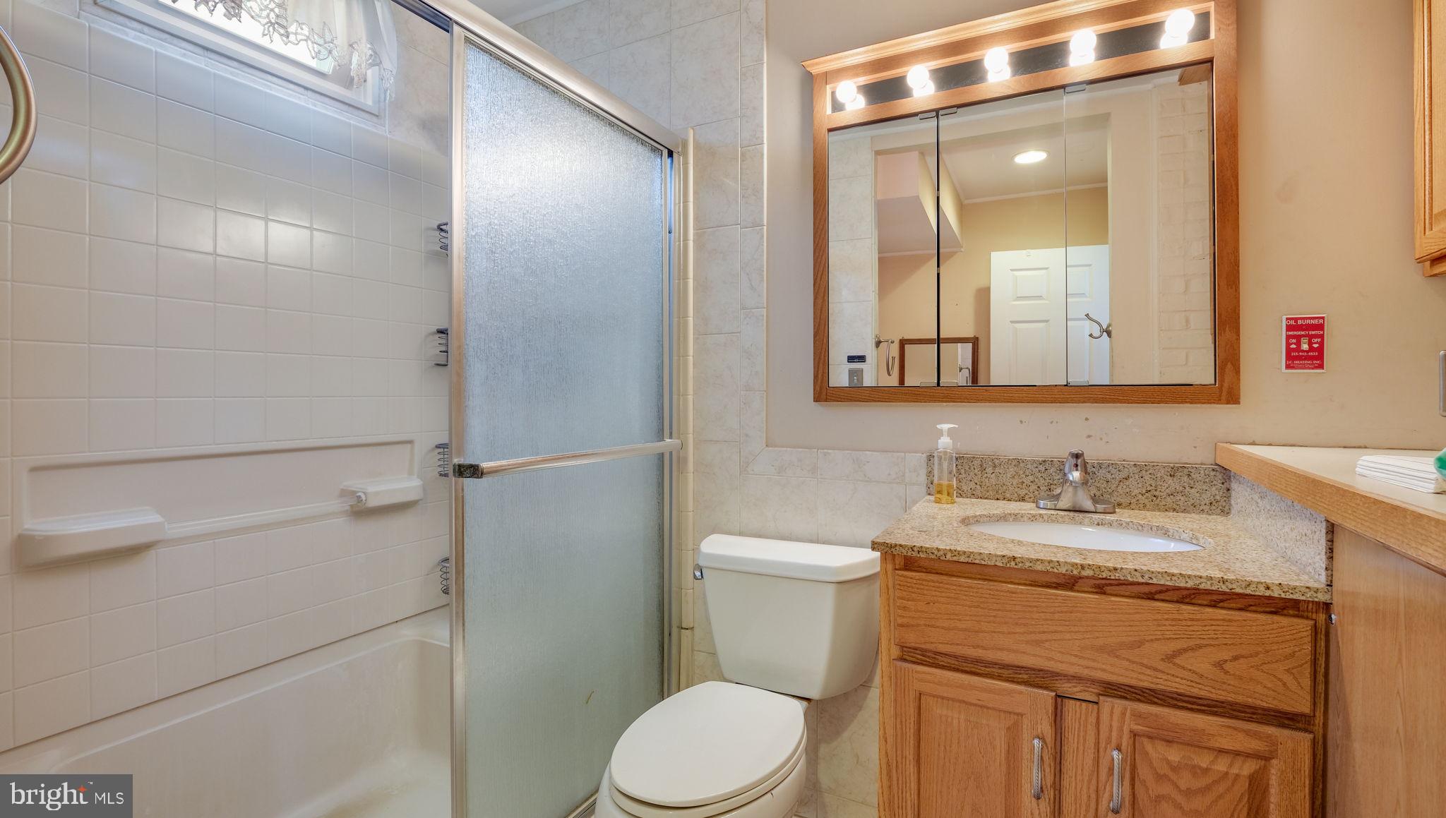 65 Inwood Road Levittown, PA 19057 - Photo 11 of 21 Gallery Image 11