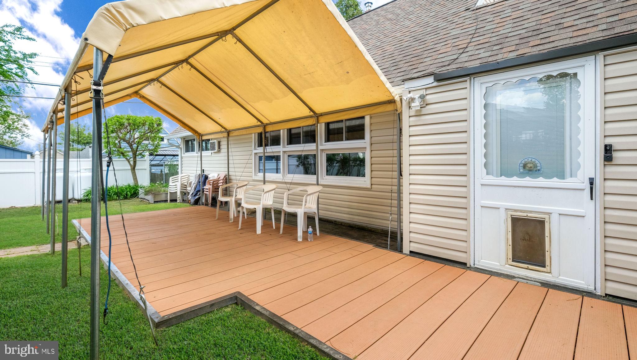 65 Inwood Road Levittown, PA 19057 - Photo 18 of 21 Gallery Image 18