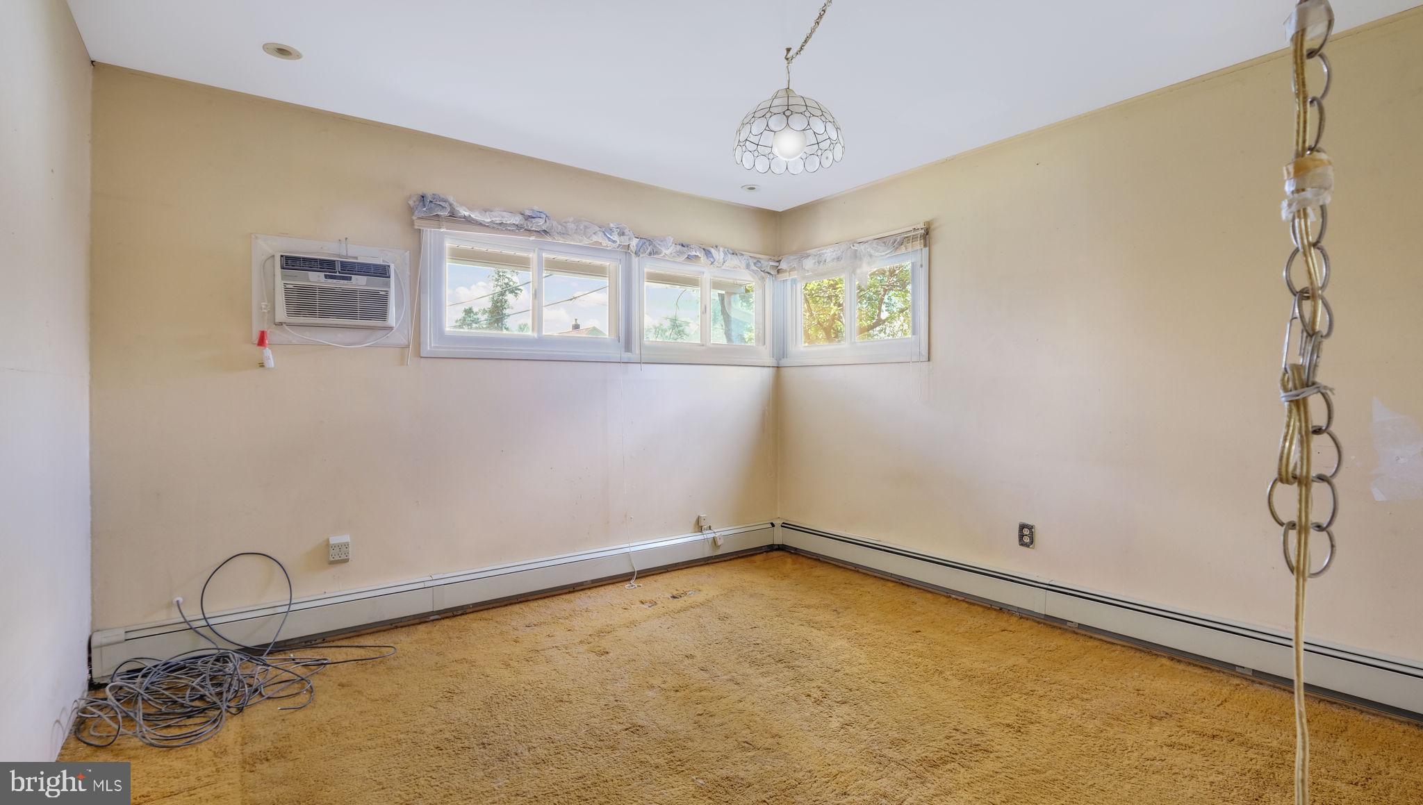 65 Inwood Road Levittown, PA 19057 - Photo 9 of 21 Gallery Image 9
