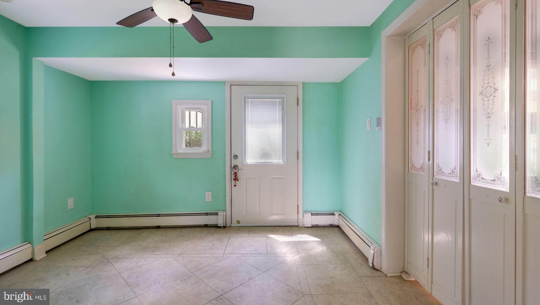 65 Inwood Road Levittown, PA 19057 - Photo 10 of 21 Gallery Image 10
