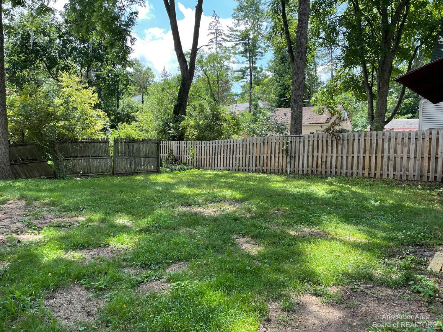 505 Maple Ridge Ann Arbor, MI 48103 - Photo 17 of 19 Photo 17