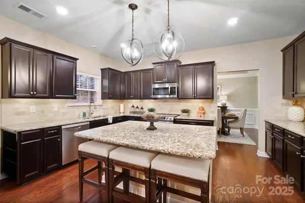 $650,000 | 10997 Alabaster Drive, Davidson, NC 28036