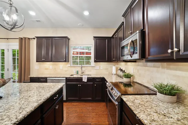 $660,000 | 10997 Alabaster Drive, Davidson, NC 28036