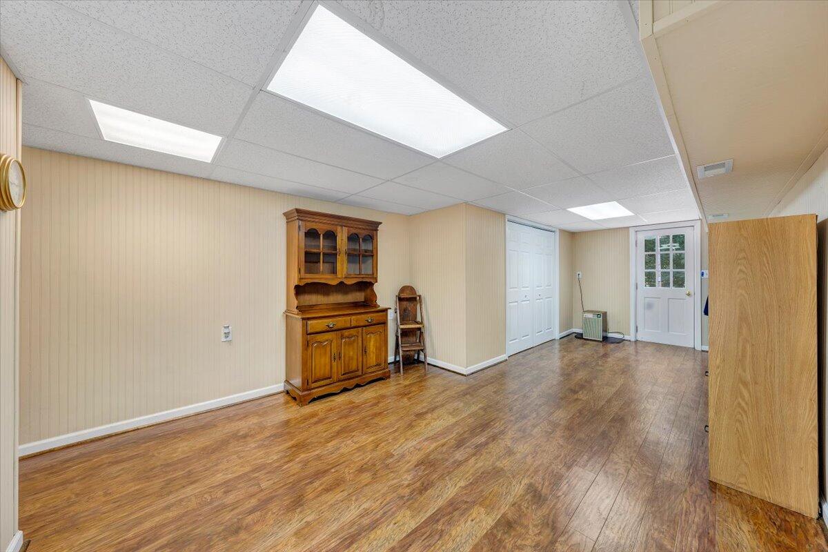 6121 Sunnycrest Road Roanoke, VA 24018 - Photo 24 of 37 Finished lower level