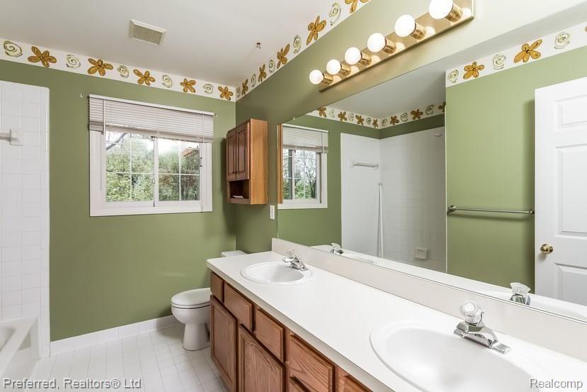 5884 Hathaway Road Canton, MI 48187 - Photo 45 of 49