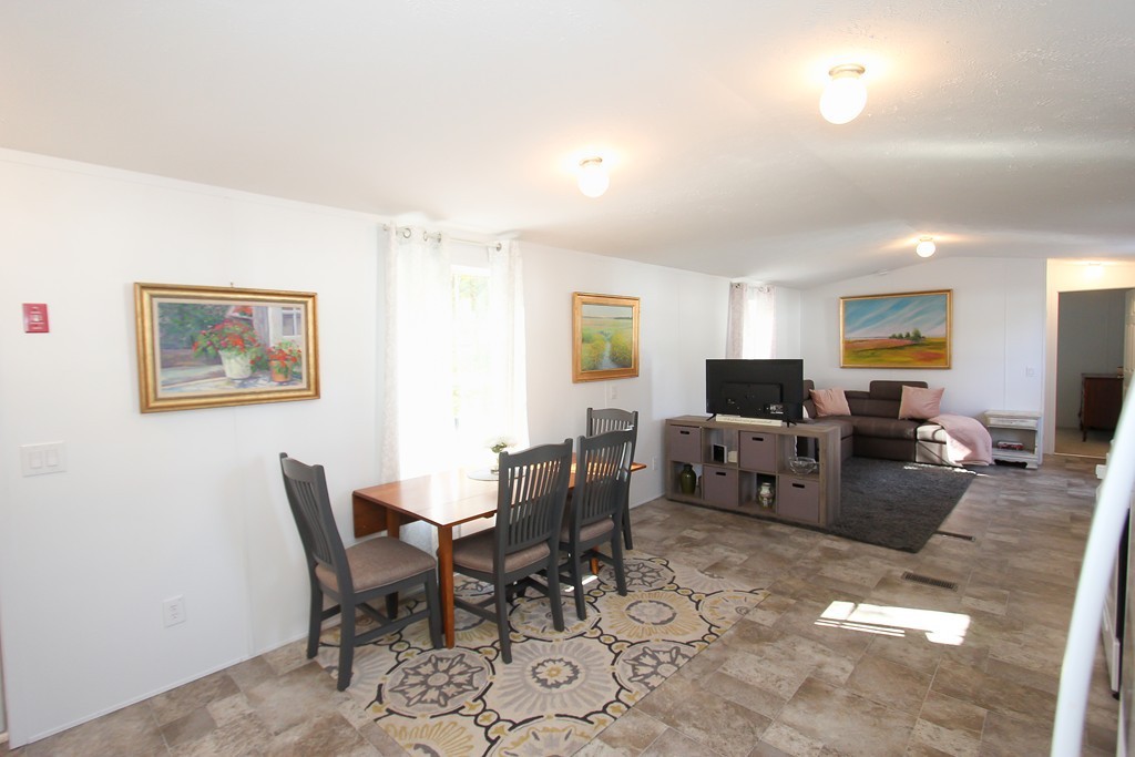 194 Lafayette Road, Unit 16E Salisbury, MA 01952 - Photo 12 of 25 Gallery Image 12