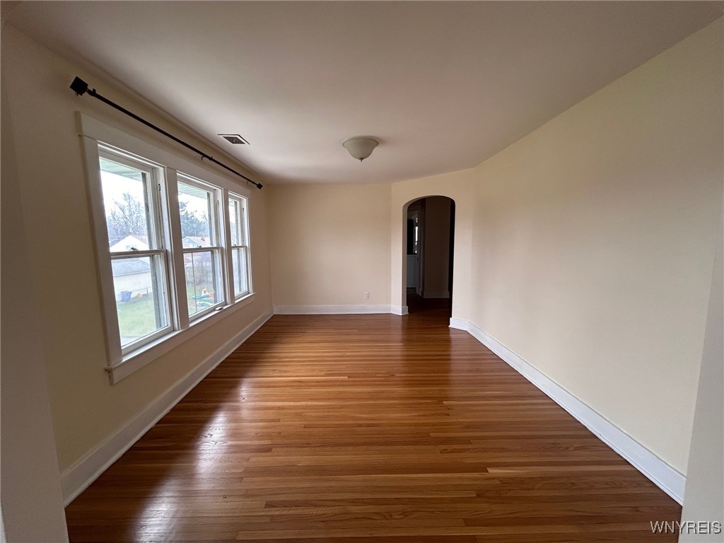 475 Potters Road West Seneca, NY 14220 - Photo 2 of 10