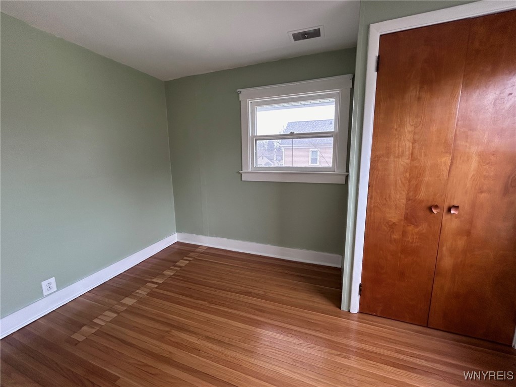 475 Potters Road West Seneca, NY 14220 - Photo 4 of 10