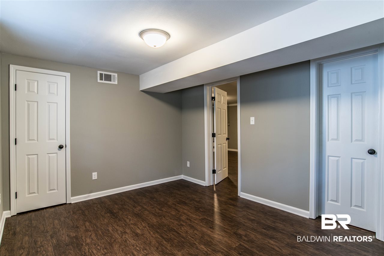906 Whispering Pines Road Daphne, AL 36526 - Photo 23 of 33