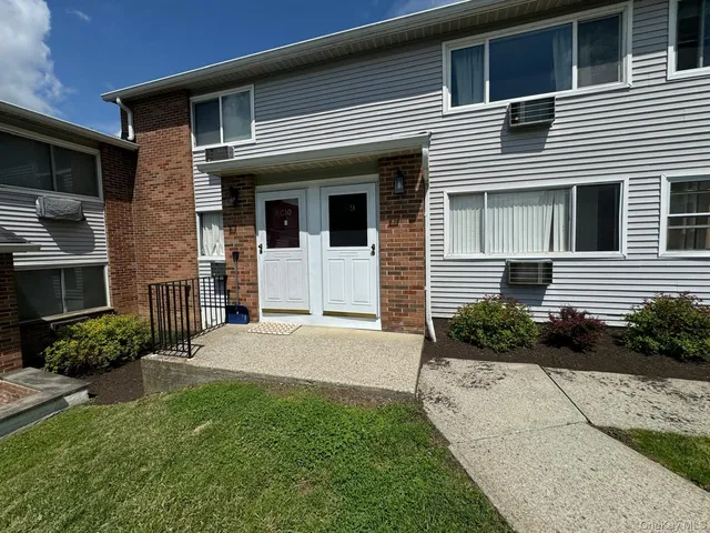 $168,000 | 2740 South Road, Unit G9, Poughkeepsie, NY 12601