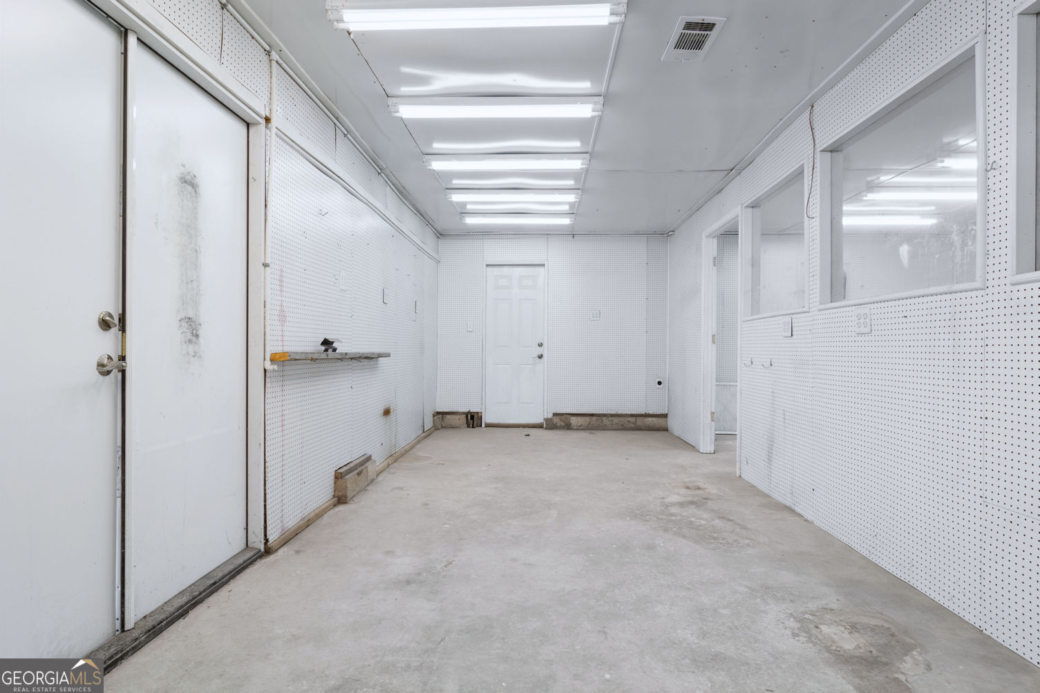 1917 Palmyra Road Albany, GA 31701 - Photo 6 of 27