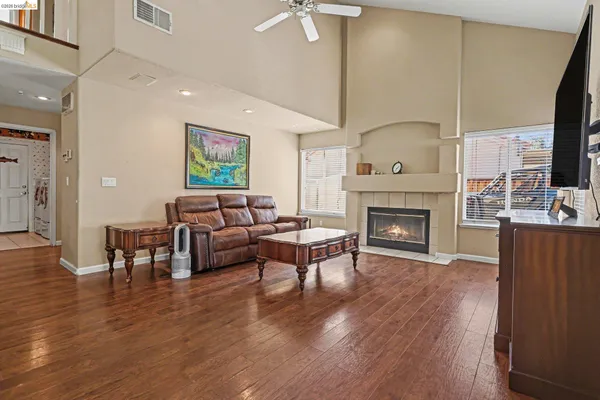 $899,000 | 925 Outrigger Circle, Brentwood, CA 94513
