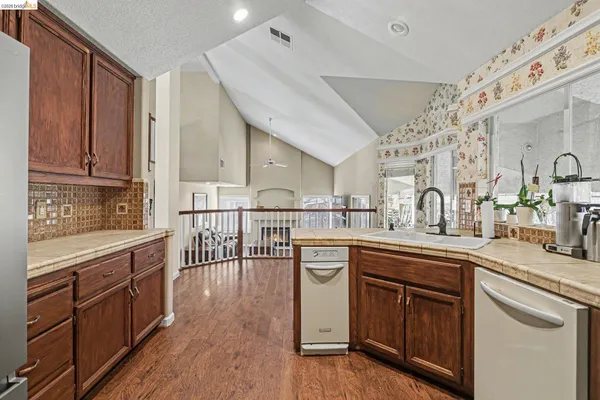 $899,000 | 925 Outrigger Circle, Brentwood, CA 94513