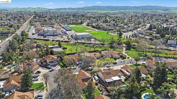 $899,000 | 925 Outrigger Circle, Brentwood, CA 94513