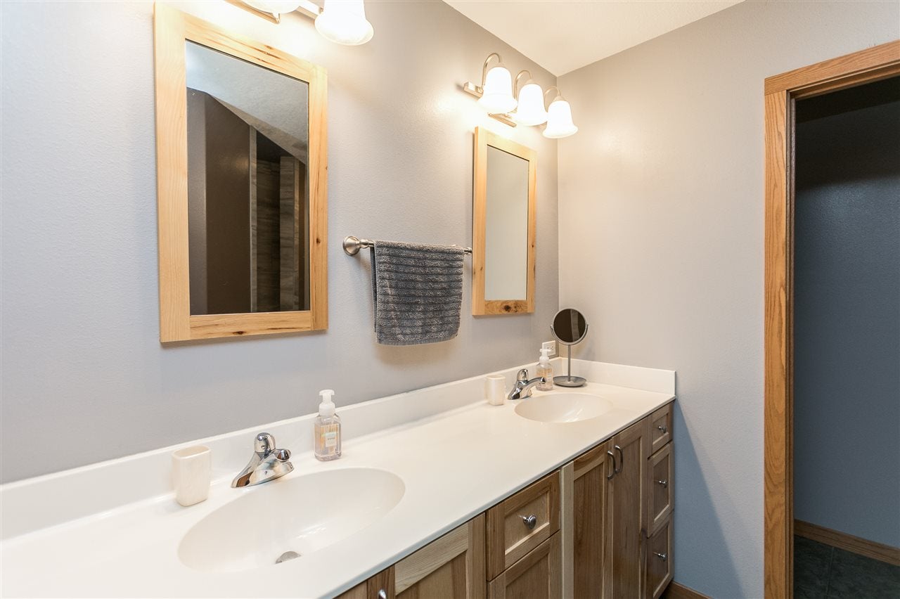 1000 Edwin Drive Marion, IA 52302 - Photo 20 of 36 Gallery Image 20