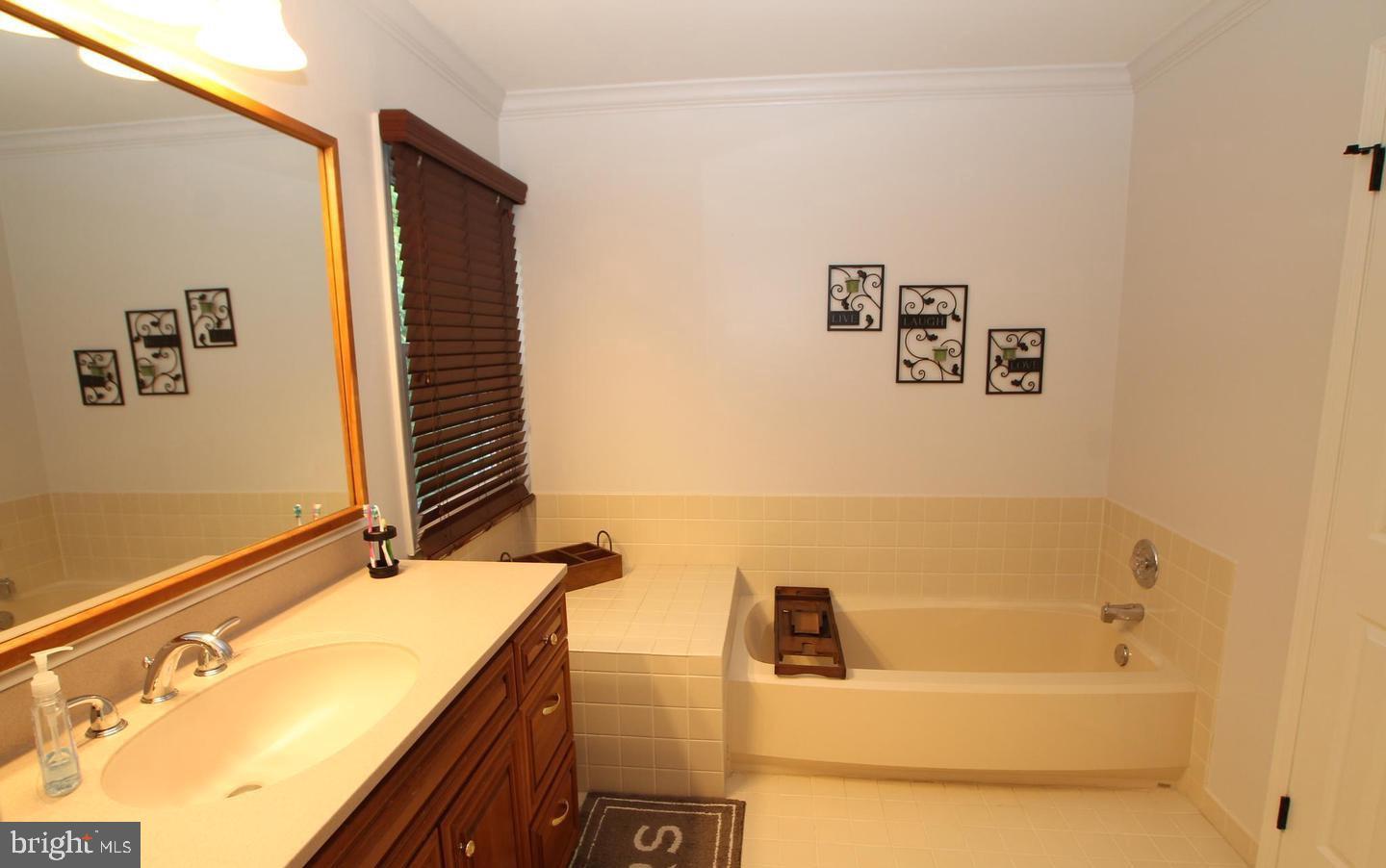 37 Northrup Court Newtown, PA 18940 - Photo 19 of 32