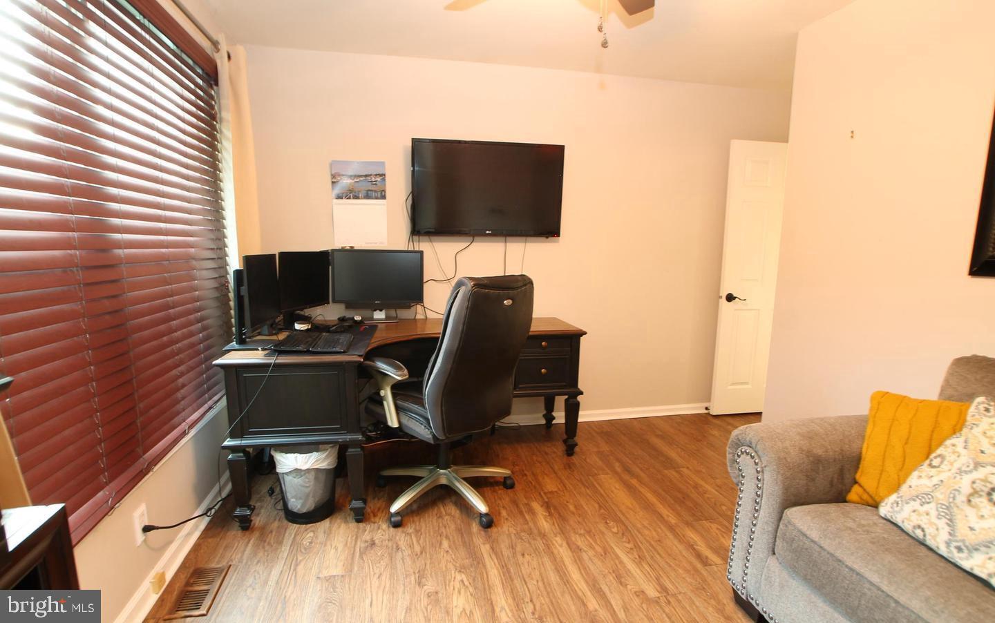 37 Northrup Court Newtown, PA 18940 - Photo 24 of 32