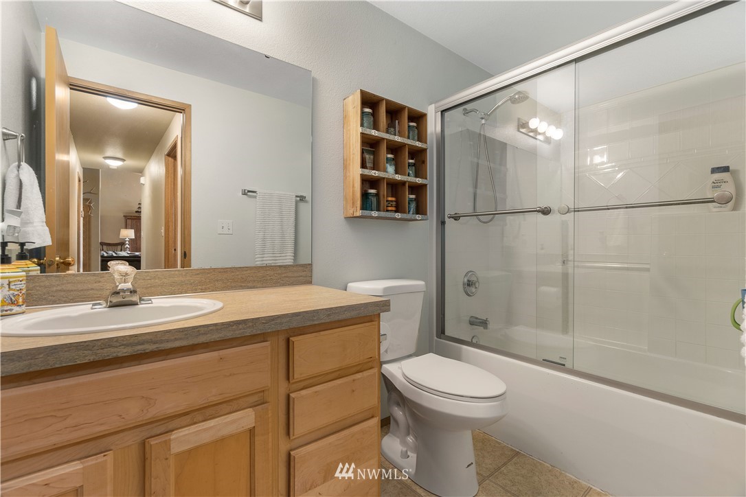 5940 184th Lane Southwest Rochester, WA 98579 - Photo 19 of 32