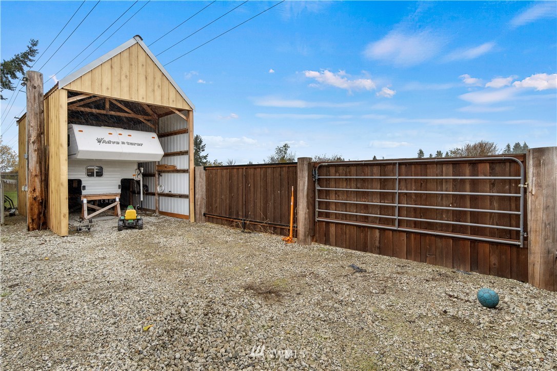 5940 184th Lane Southwest Rochester, WA 98579 - Photo 23 of 32