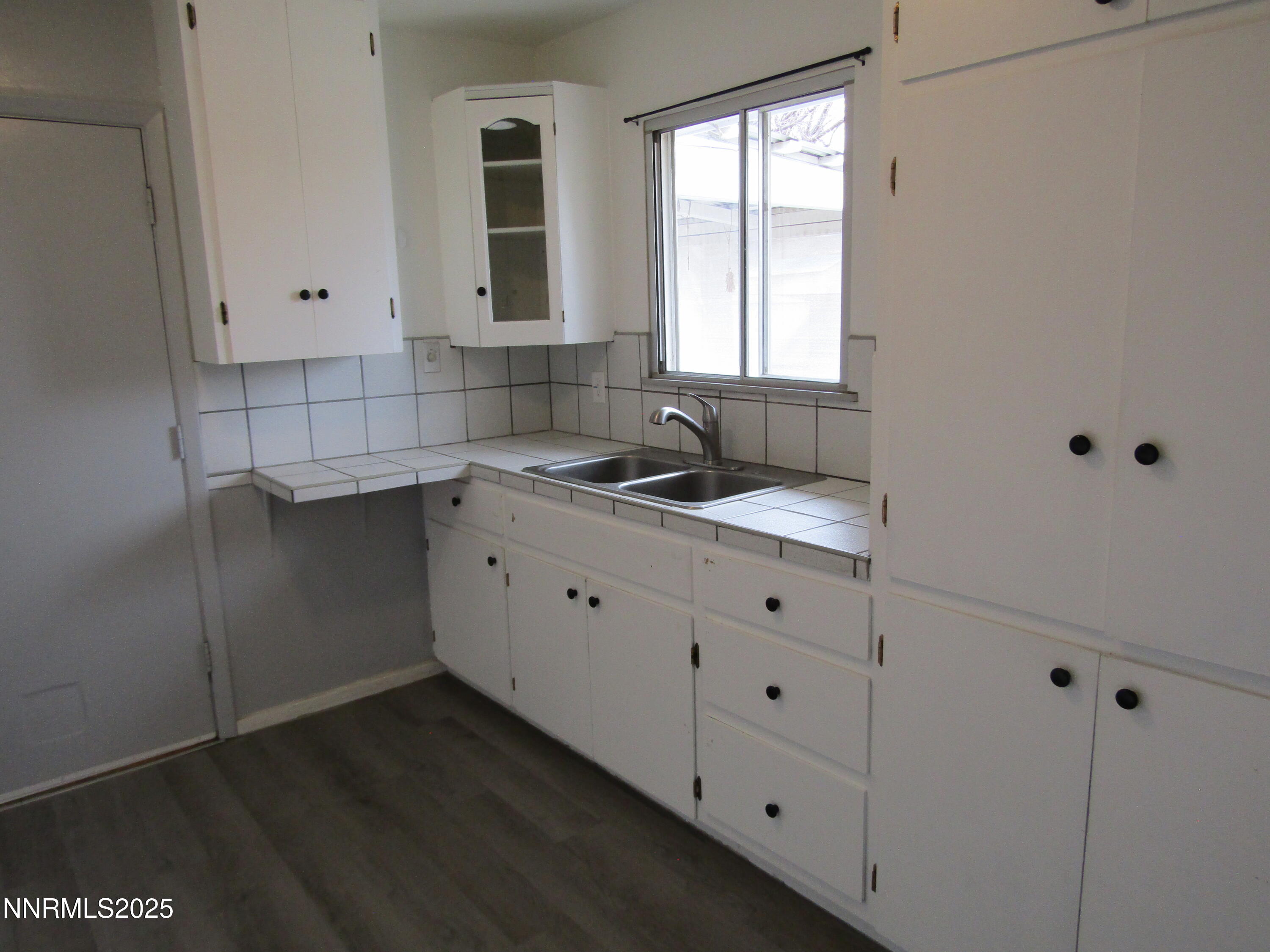 111 South Whitacre Street Yerington, NV 89447 - Photo 10 of 30 IMG_6114