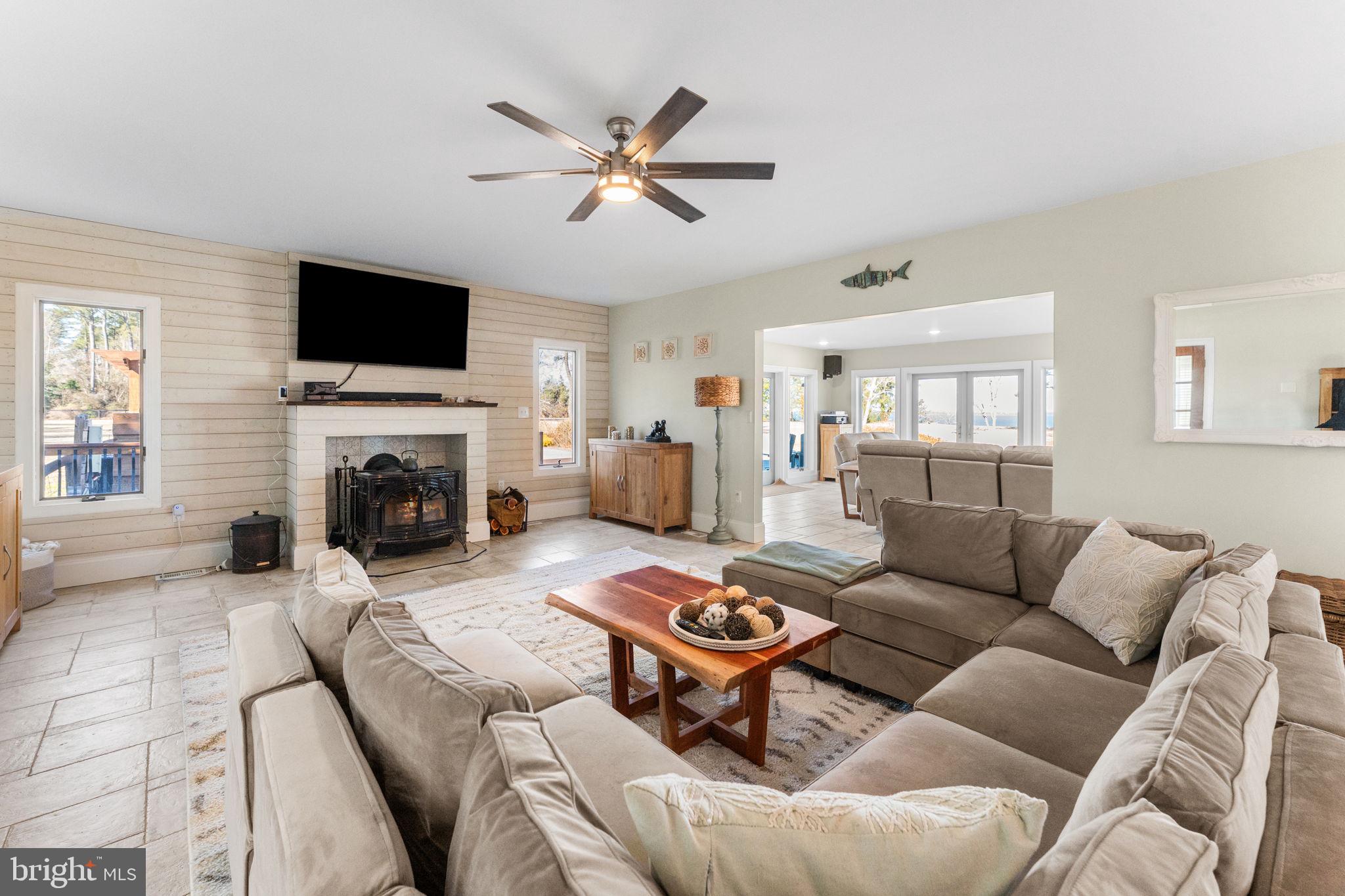 522 Felton Road Deltaville, VA 23043 - Photo 16 of 48