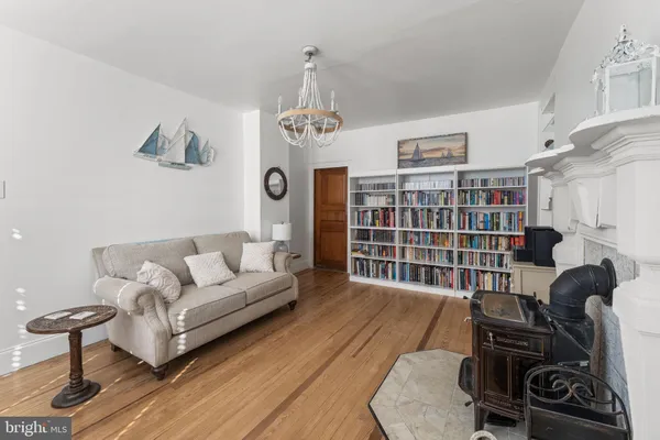 $2,750,000 | 522 Felton Road, Deltaville, VA 23043