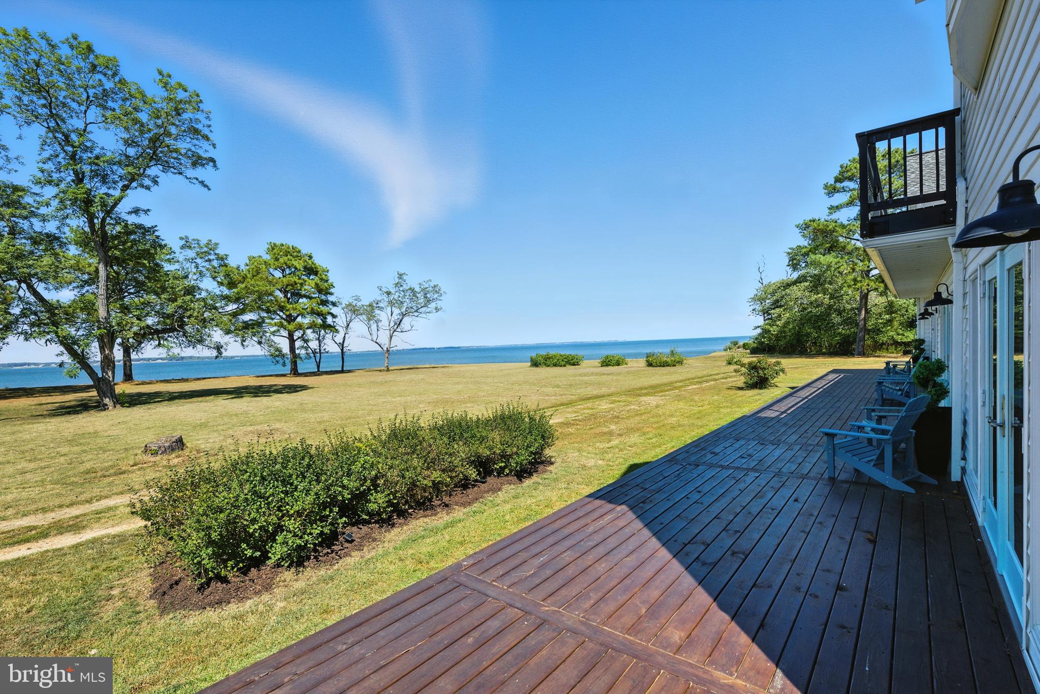 522 Felton Road Deltaville, VA 23043 - Photo 3 of 48